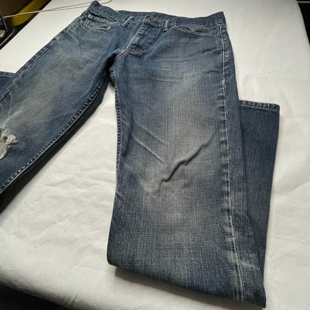Levis 511 Jeans Mens 34x32 Slim Fit Distressed Blue Denim Button Fly - Picture 8 of 16